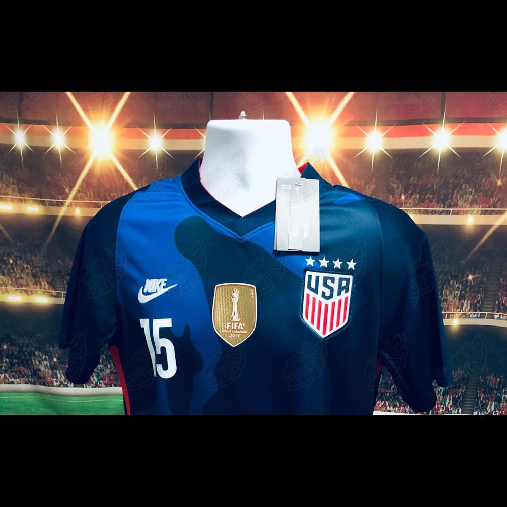 🚨 2020 USA Megan Rapinoe #15 Men’s Soccer Jersey - Picture 6 of 8